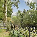 בית נופש Methera *